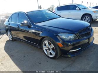 MERCEDES-BENZ C-CLASS LUXURY/SPORT