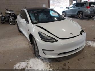 TESLA MODEL 3 LONG RANGE DUAL MOTOR ALL-WHEEL DRIVE