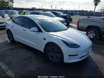 TESLA MODEL 3 REAR-WHEEL DRIVE