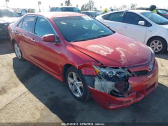 TOYOTA CAMRY SE