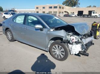 TOYOTA CAMRY HYBRID LE