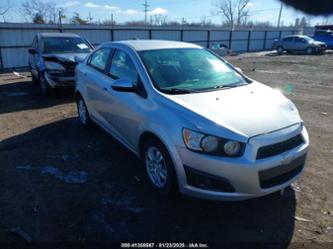 CHEVROLET SONIC LT AUTO