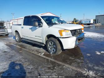 NISSAN TITAN SE