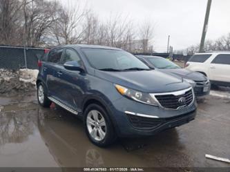 KIA SPORTAGE LX