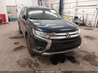 MITSUBISHI OUTLANDER SE