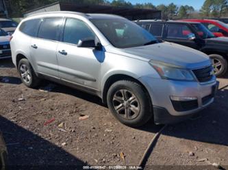 CHEVROLET TRAVERSE LS