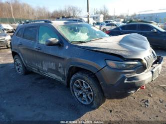 JEEP CHEROKEE TRAILHAWK 4X4