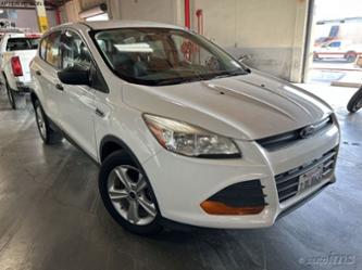 FORD ESCAPE S