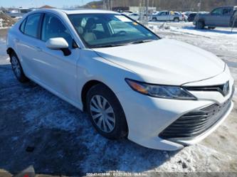 TOYOTA CAMRY HYBRID LE